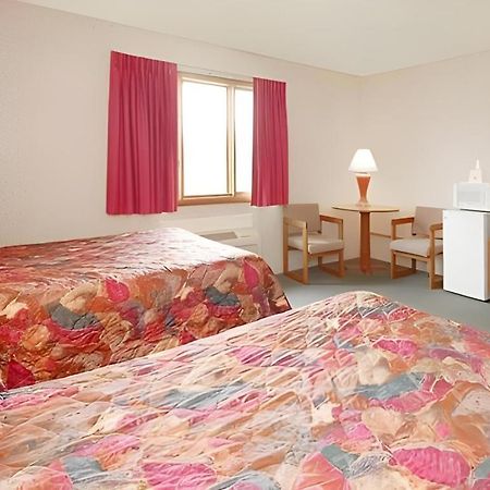Econo Lodge Cuba I-86 מראה חיצוני תמונה