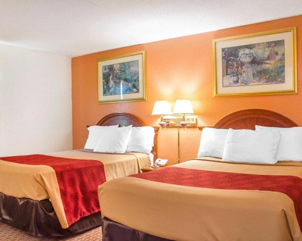 Econo Lodge Cuba I-86 מראה חיצוני תמונה